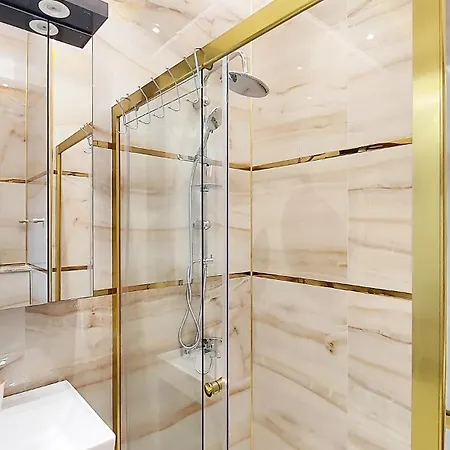 Apartment Yekta Trade Center