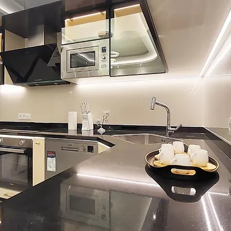 Yekta Trade Center Apartment