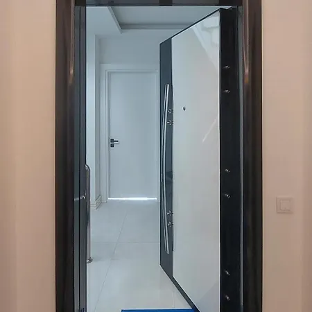 Apartment Yekta Trade Center