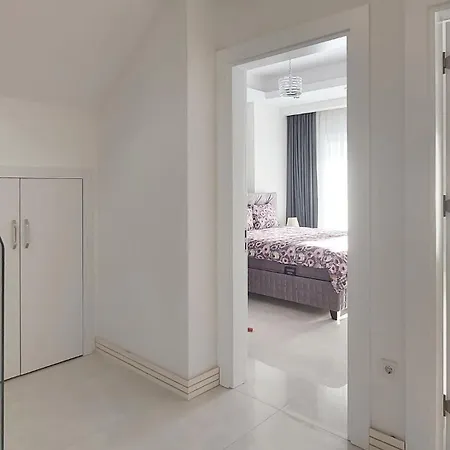Yekta Trade Center Apartment Alanya